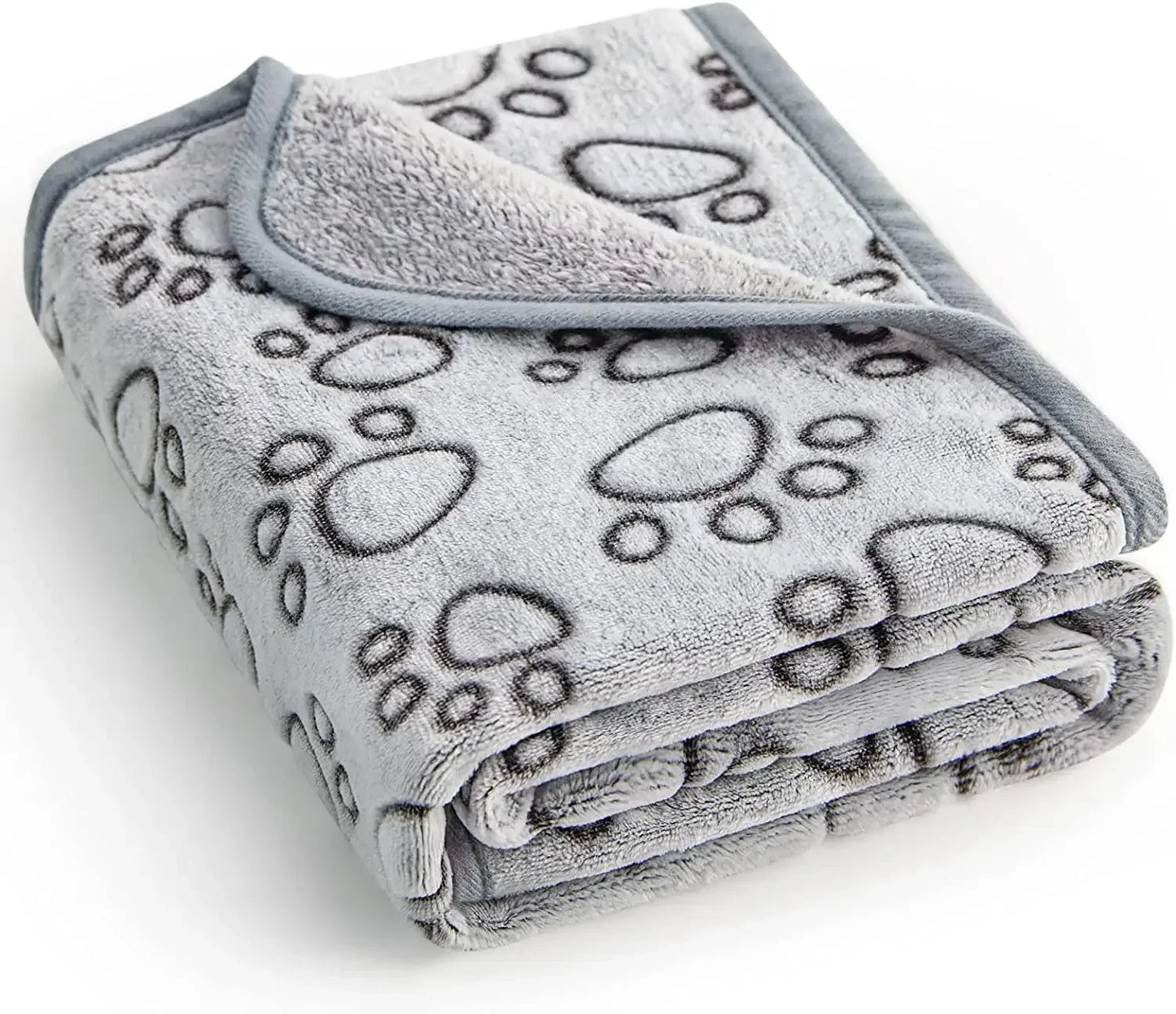 Warm Cover with Anti-slip Design All Seasons Thickened Pet Blanket for Dogs and Cats