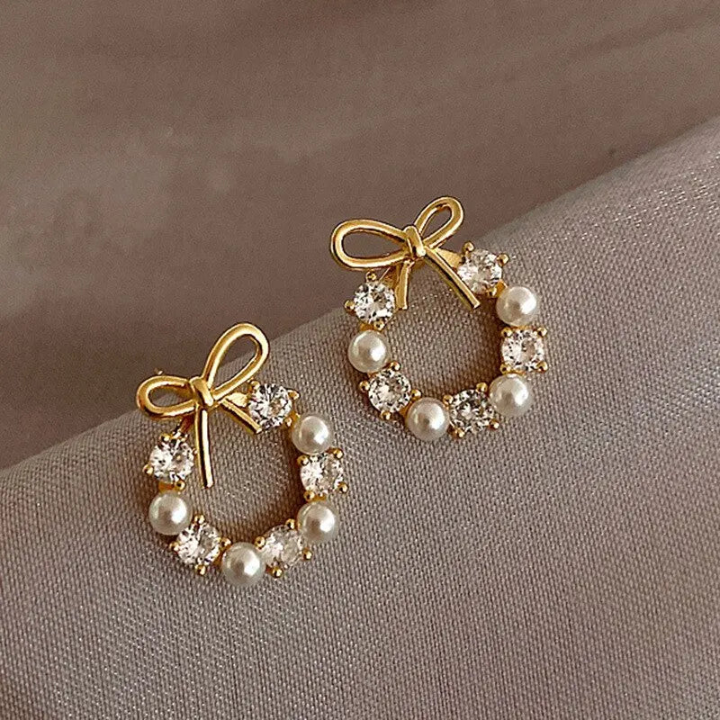 Minimalist Round Bow Knot Earrings For Women Temperament Fashion Rhinestone Imitation Pearl Stud Earrings Party Wedding Jewely