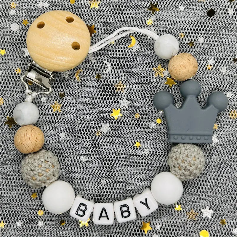 1Pc Custom Personalized Name Pacifier Clips Handmade Beech Wood Chain Silicone Crown Holder Soother Baby Teething Toys Chew Gift