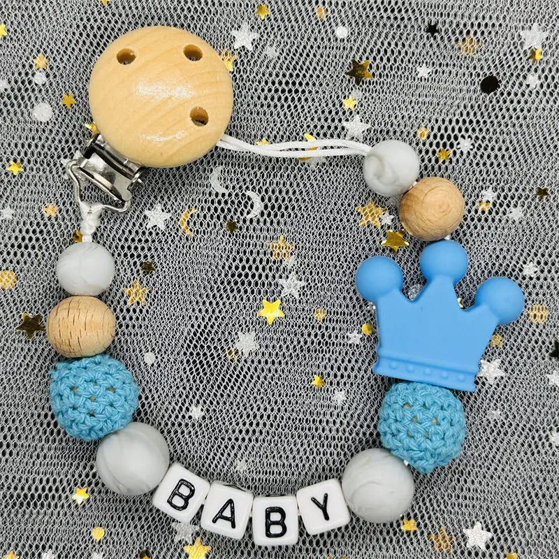 1Pc Custom Personalized Name Pacifier Clips Handmade Beech Wood Chain Silicone Crown Holder Soother Baby Teething Toys Chew Gift