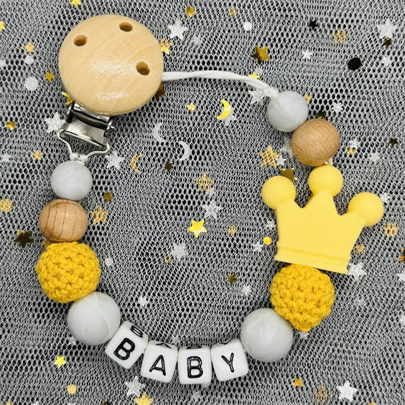 1Pc Custom Personalized Name Pacifier Clips Handmade Beech Wood Chain Silicone Crown Holder Soother Baby Teething Toys Chew Gift